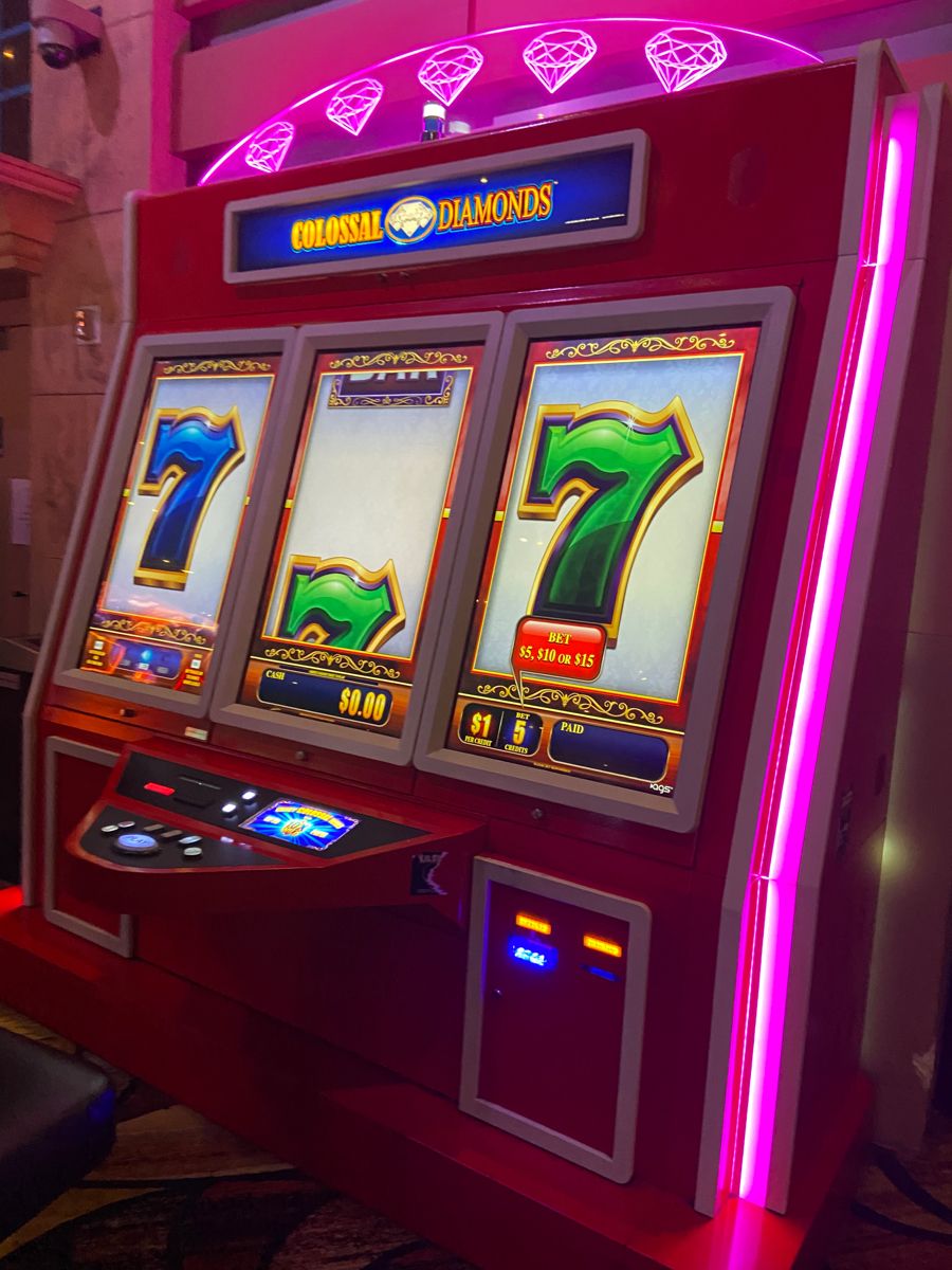 TRIPLE CROWN CASINO کیسینو میں سلاٹ کھیلنا شروع کریں۔